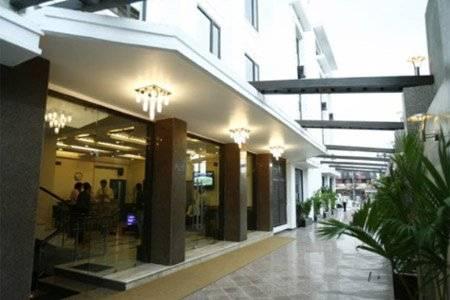 Hotel Bizzotel Gurgaon Luaran gambar