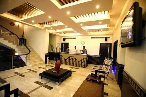 Hotel Bizzotel Gurgaon Luaran gambar